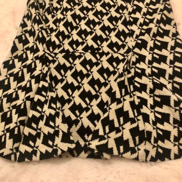 VINTAGE DVF SKIRT SZ 8 - Picture 3 of 7
